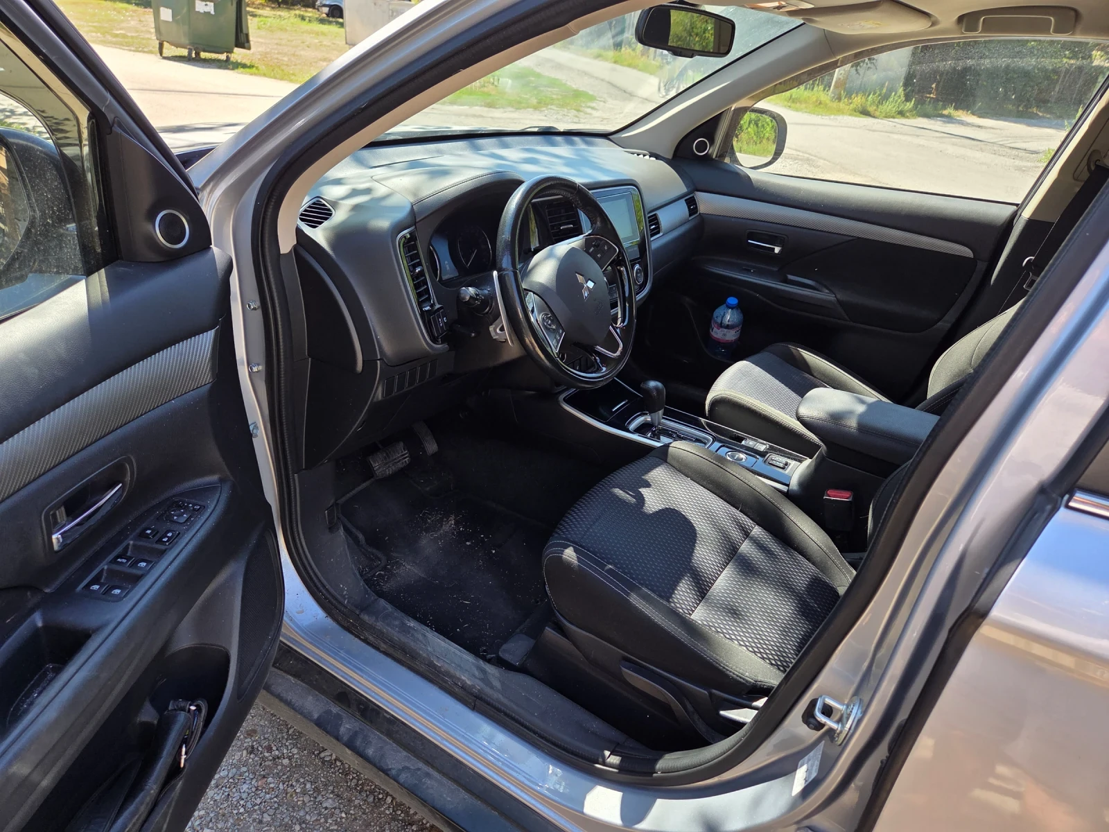 Mitsubishi Outlander, снимка 6 - Автомобили и джипове - 55998383
