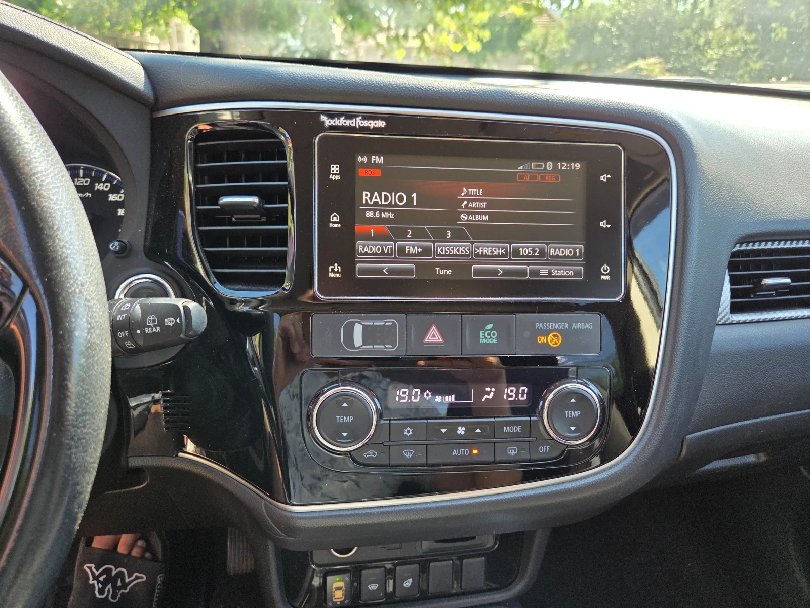 Mitsubishi Outlander, снимка 14 - Автомобили и джипове - 55998383