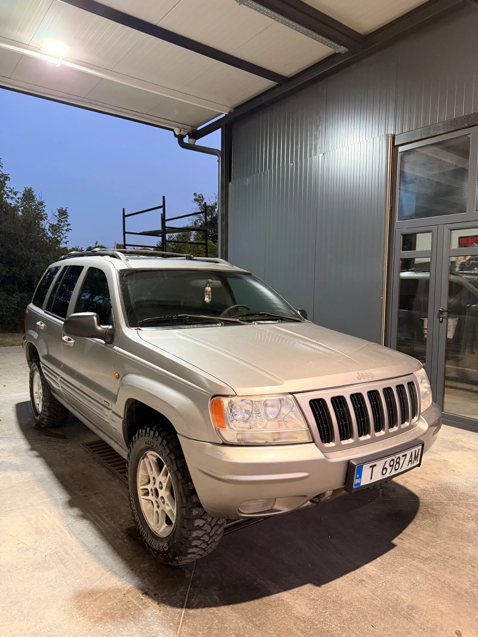 Jeep Grand cherokee, снимка 4 - Автомобили и джипове - 56687167