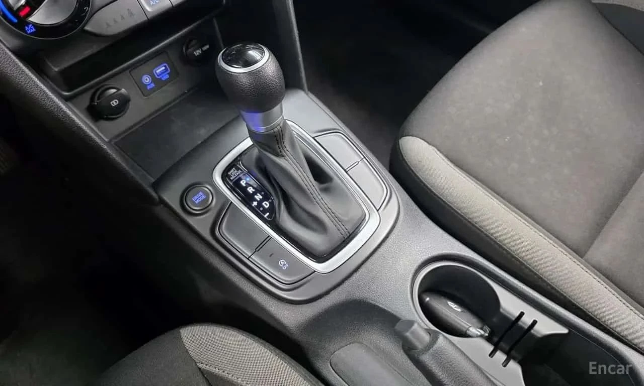 Hyundai Kona, снимка 9 - Автомобили и джипове - 56689915