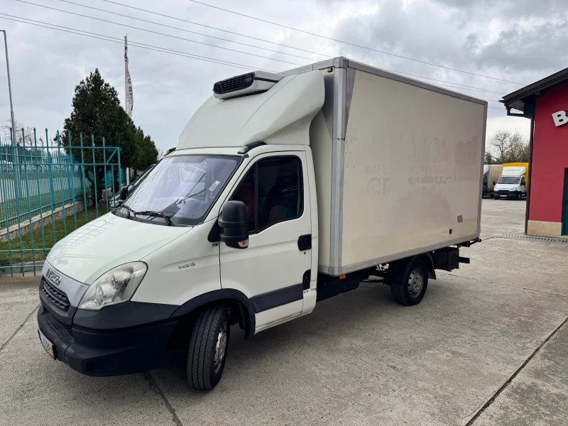 Iveco Daily 35s13* Euro5* Климатик* Хладилен, снимка 3 - Бусове и автобуси - 49539975