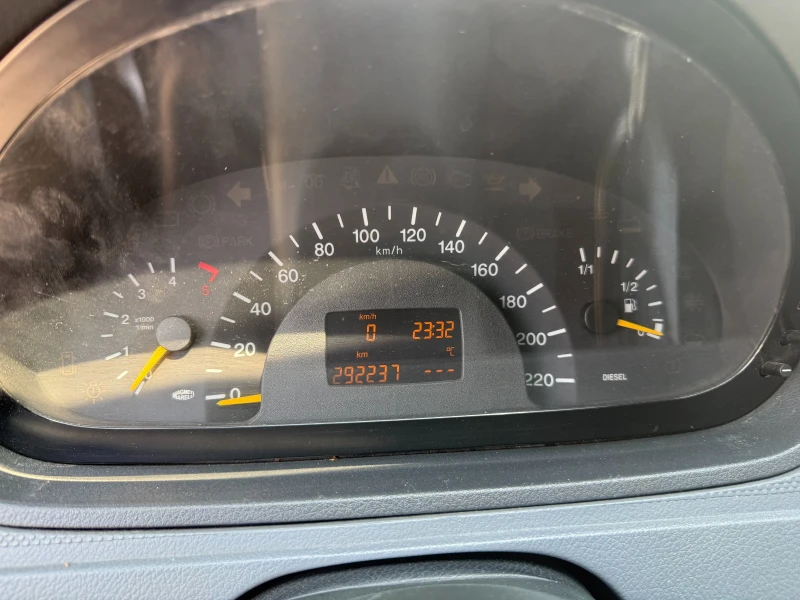 Mercedes-Benz Vito КЛИМАТИК, снимка 9 - Бусове и автобуси - 51353272