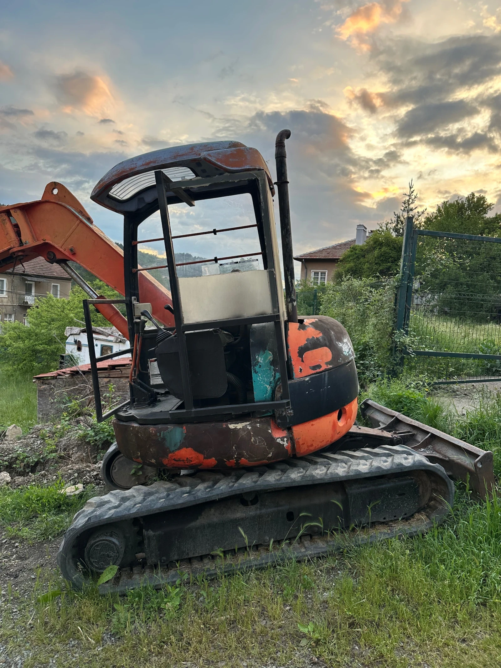 Багер Kobelco SK55UR, снимка 2 - Индустриална техника - 54797164
