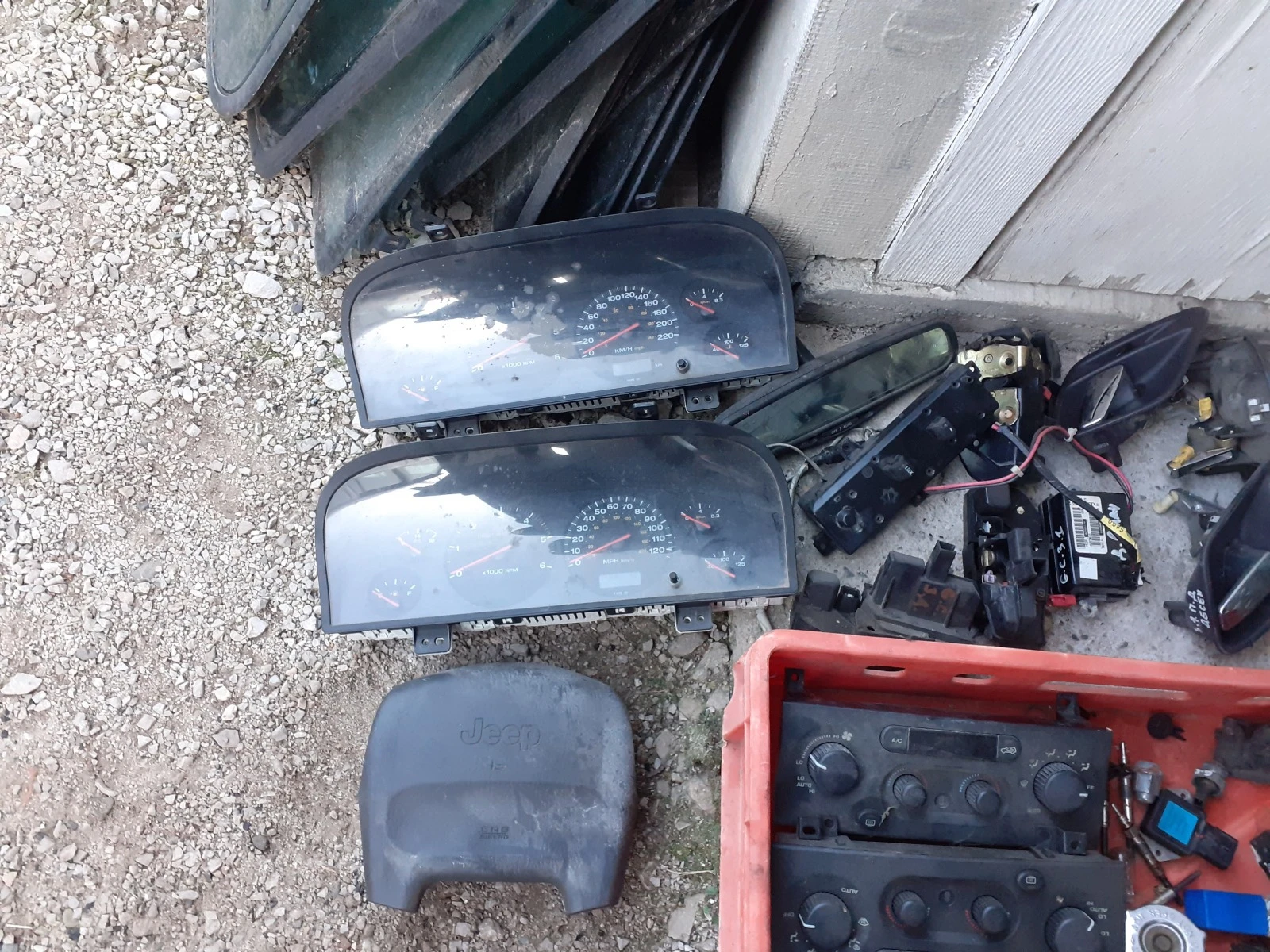      3.1 2000.  | Mobile.bg   10