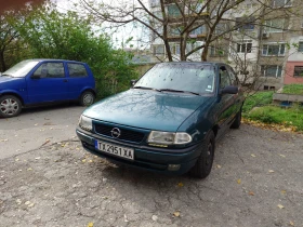 Opel Astra, снимка 1