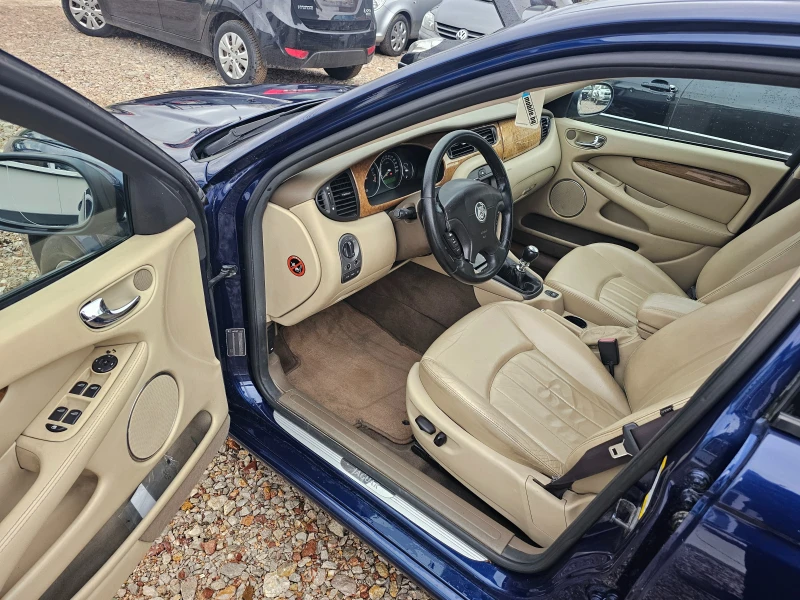 Jaguar X-type 2.0d Кожа Навигация, снимка 10 - Автомобили и джипове - 46809976