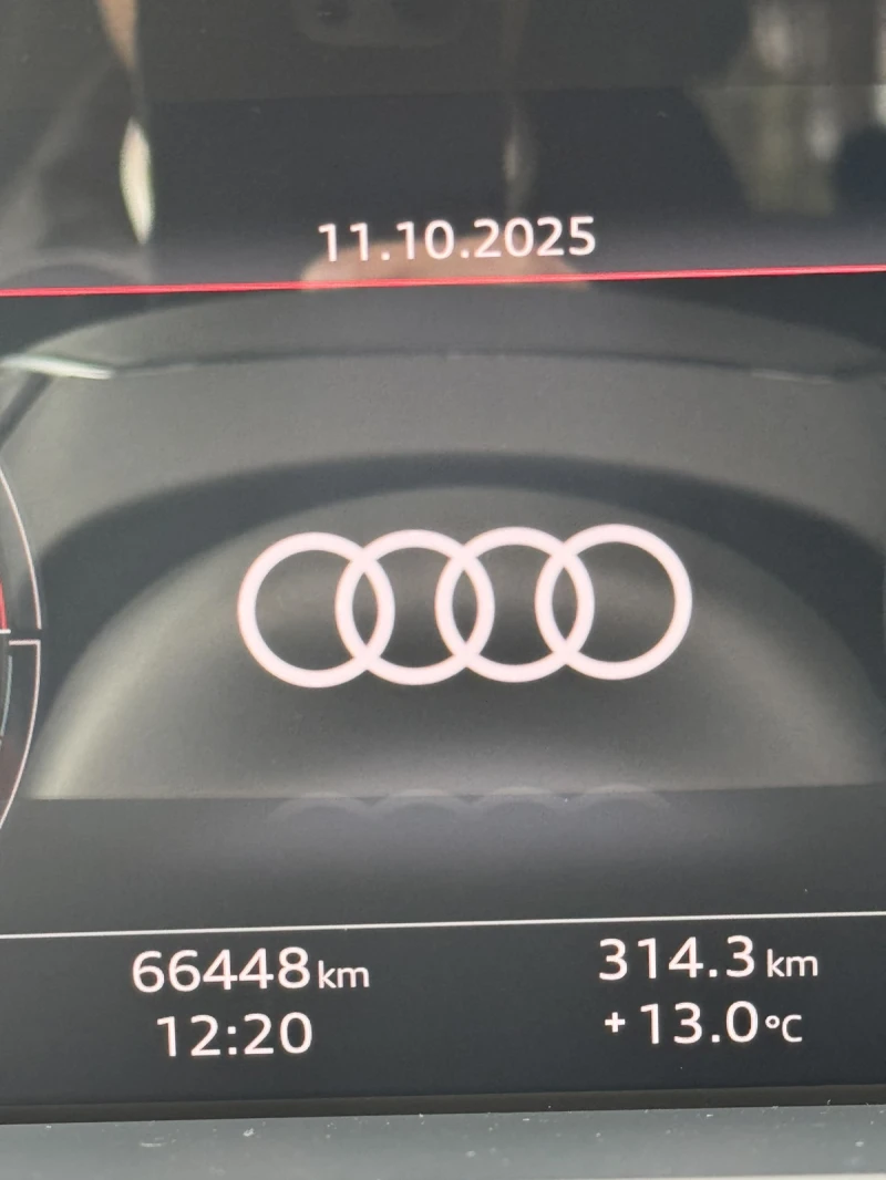 Audi E-Tron, снимка 12 - Автомобили и джипове - 52054793