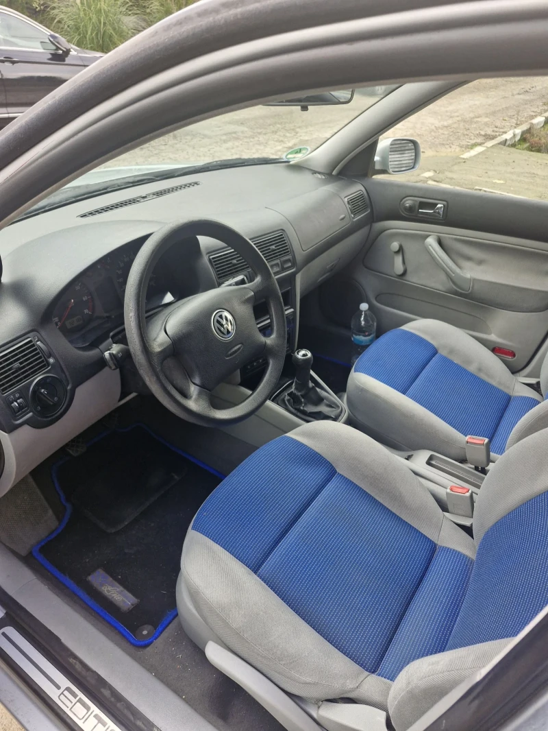 VW Golf, снимка 8 - Автомобили и джипове - 52353362