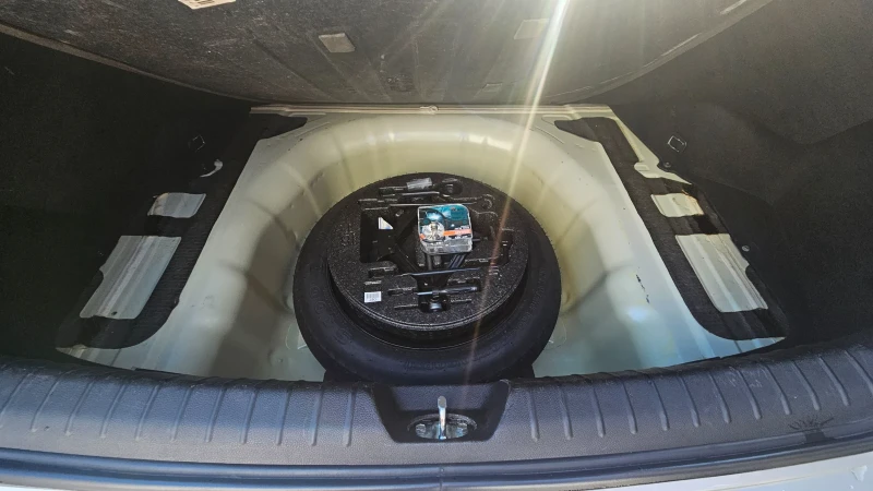 Kia Optima, снимка 16 - Автомобили и джипове - 52522767