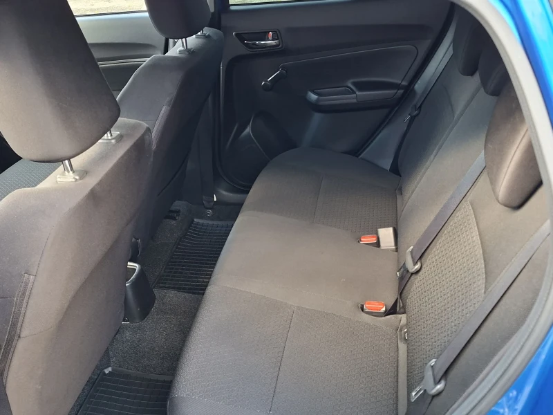 Suzuki Swift, снимка 14 - Автомобили и джипове - 52526396