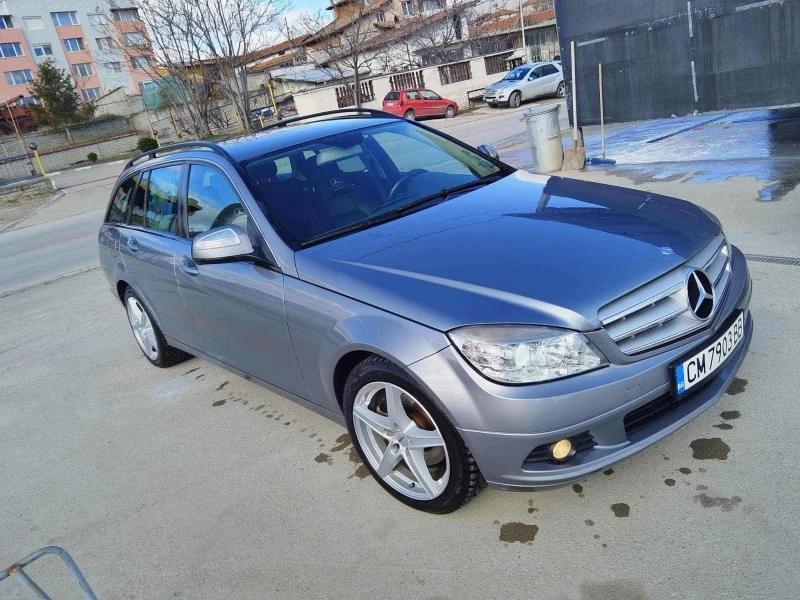 Mercedes-Benz C 220, снимка 3 - Автомобили и джипове - 52770788