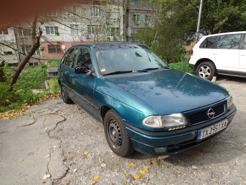 Opel Astra, снимка 4 - Автомобили и джипове - 52829791