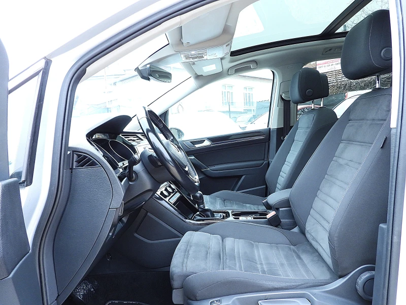 VW Touran 2.0ШВЕЙЦАРИЯ-190к.ДИСТРОНИК/НАВИ/LANE ASSIST/BLISS, снимка 8 - Автомобили и джипове - 53237309