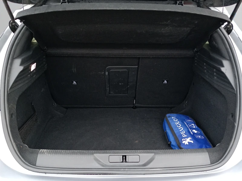 Peugeot 308 ALLURE 1, 2 PureTech 130 BVM6 EURO 6, снимка 9 - Автомобили и джипове - 53319400
