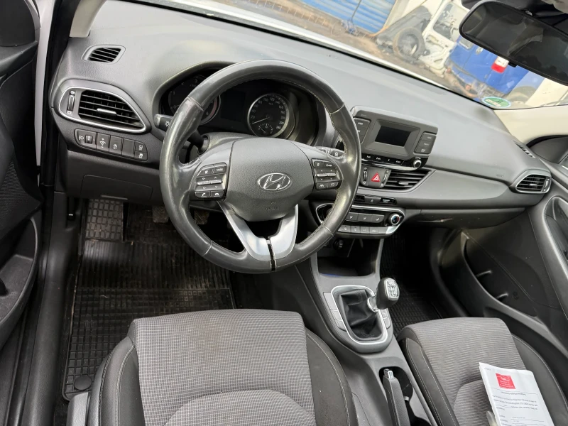 Hyundai I30, снимка 6 - Автомобили и джипове - 53369605