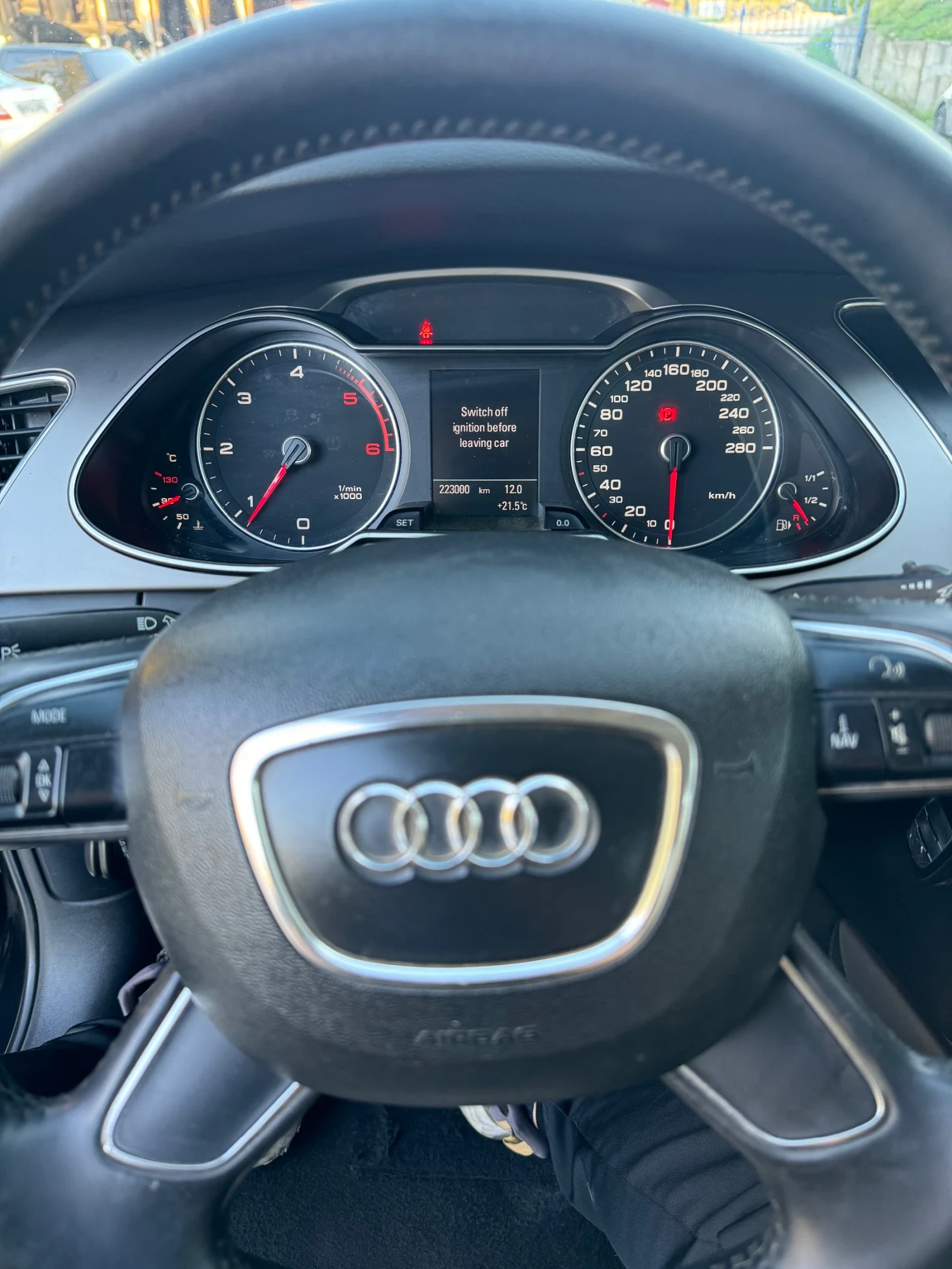 Audi A4 Avant 2.0TDI  - изображение 10