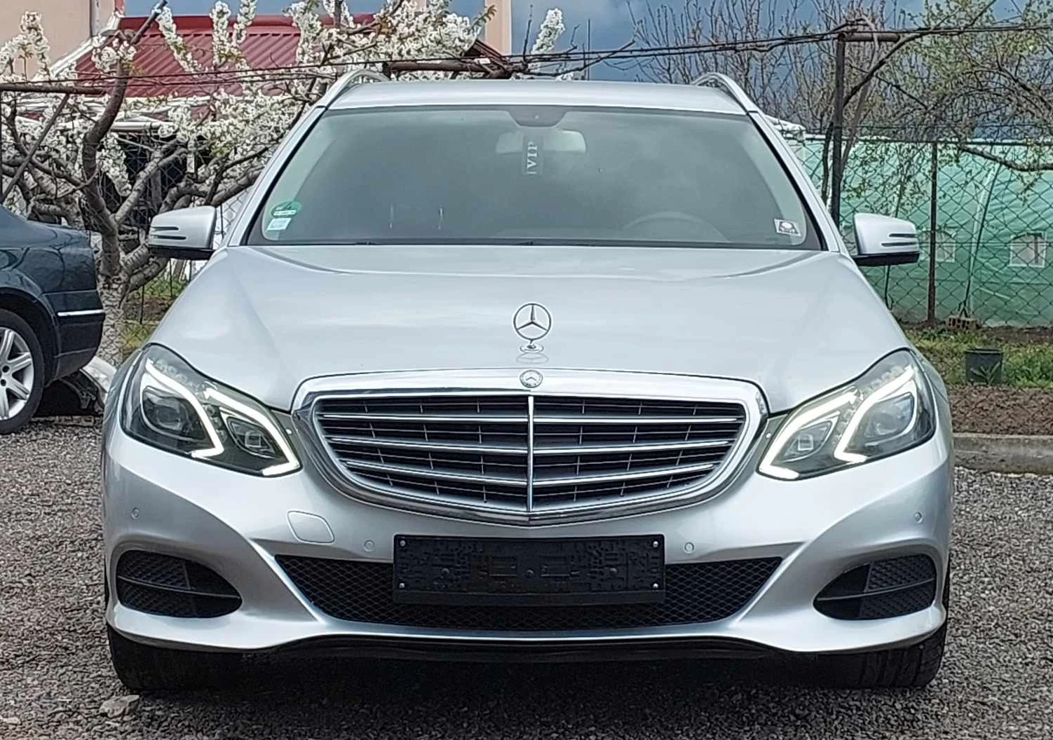 Mercedes-Benz E 200 2.2 136kc - изображение 3