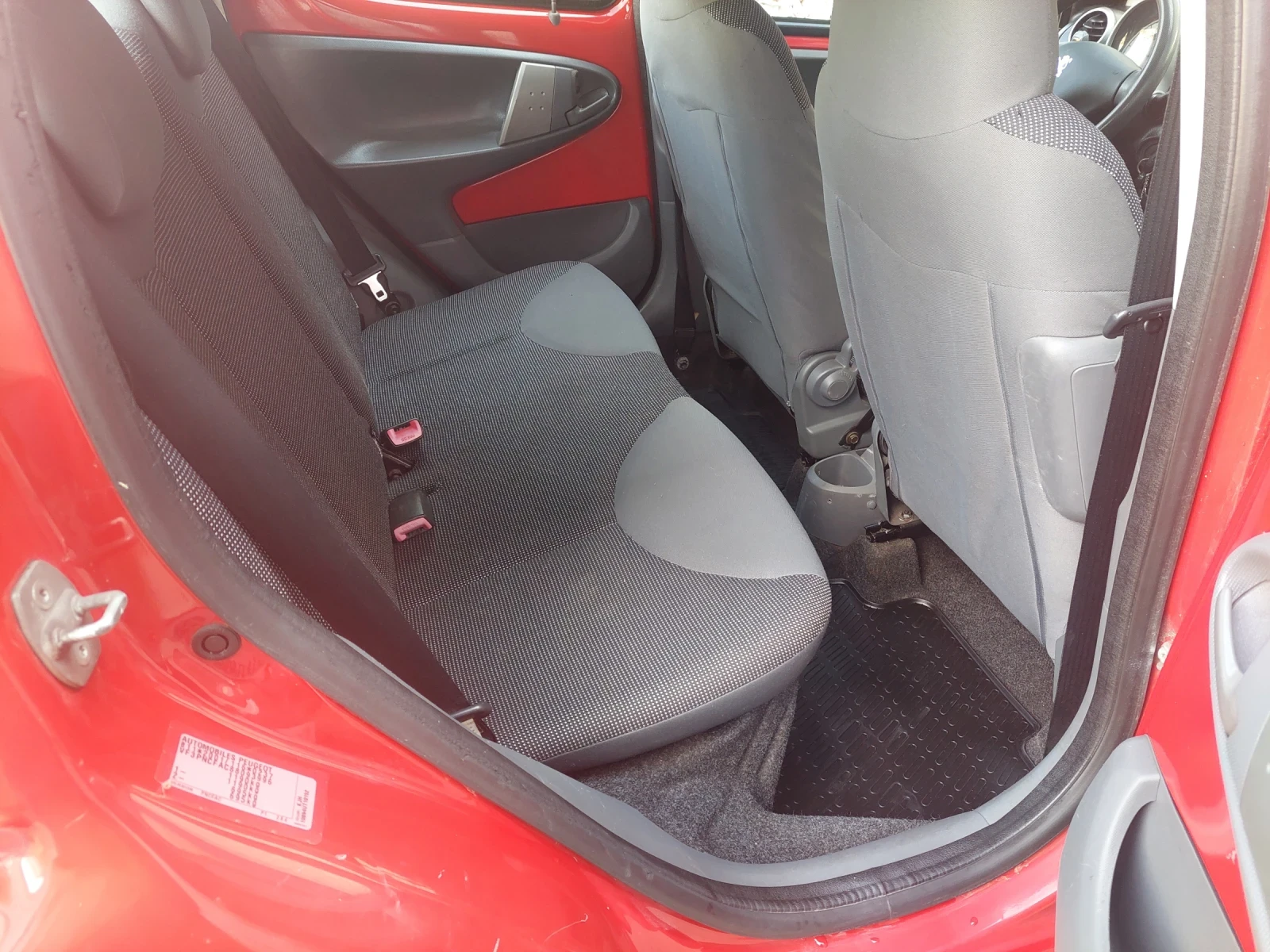 Peugeot 107  - изображение 8