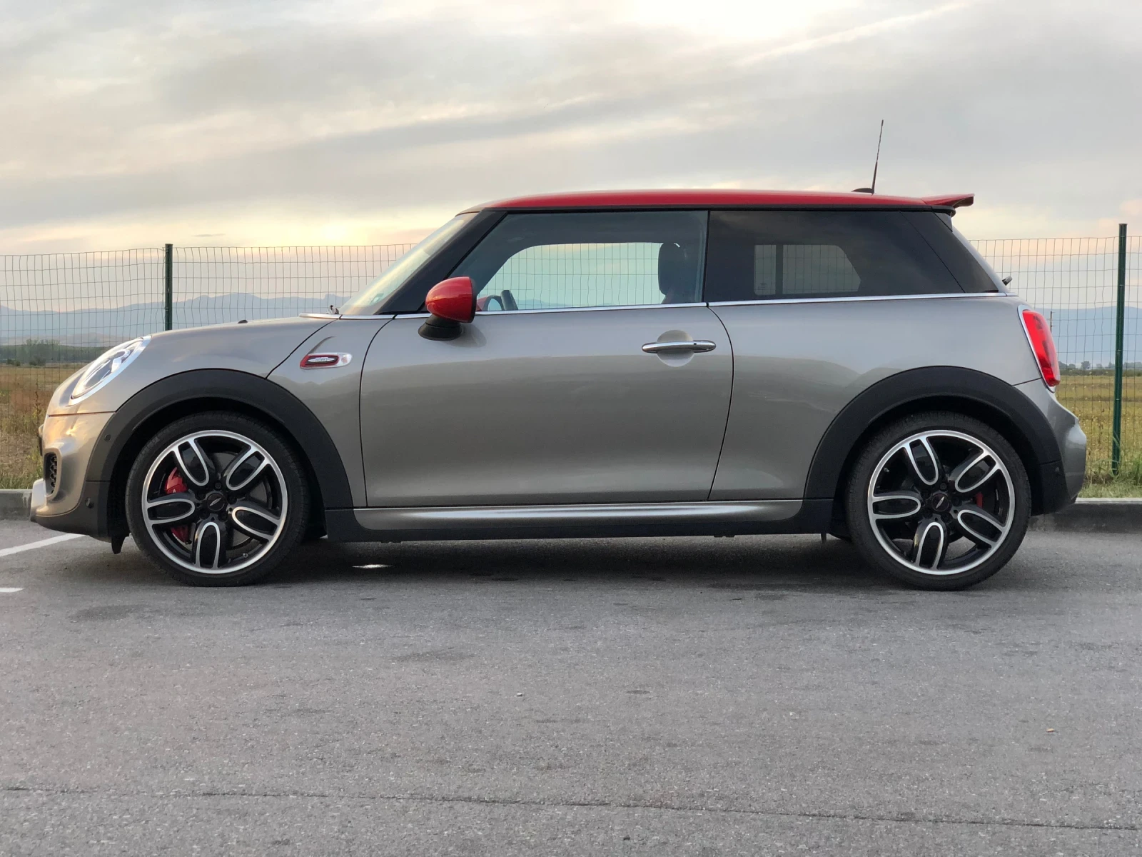 Mini Cooper John Cooper Works - изображение 9