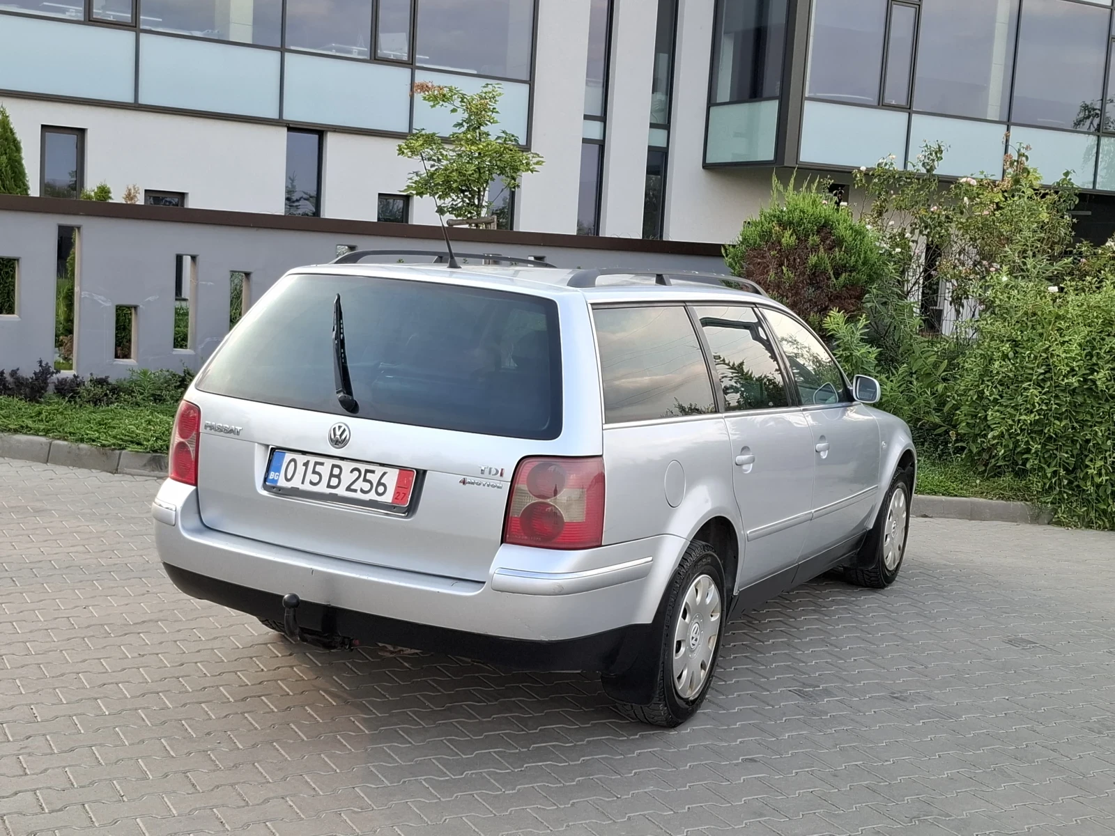 VW Passat 1.9TDI* (131кс)* * HIGHLINE* * 4?4* * 6-СКОРОСТИ*  - изображение 7