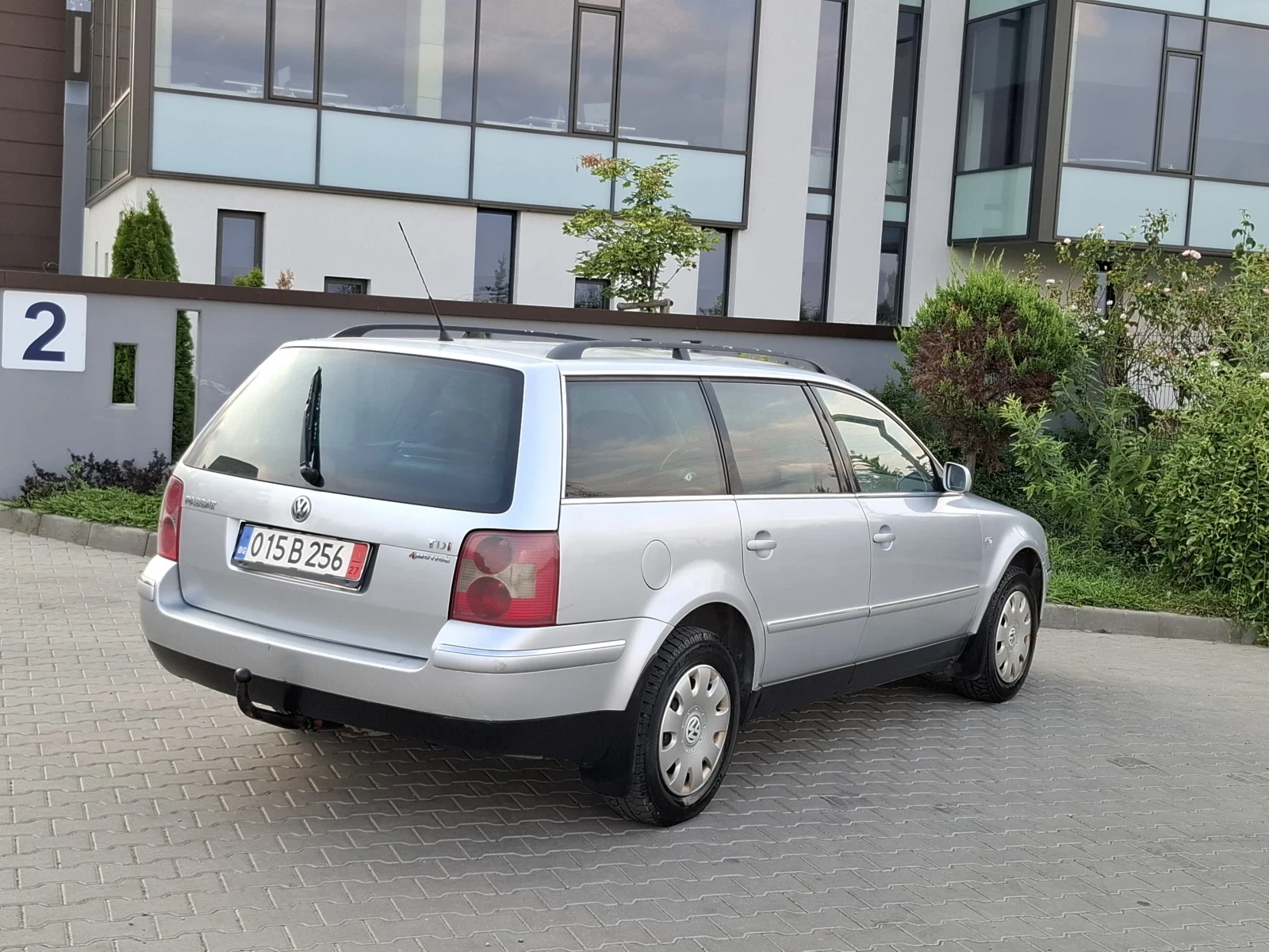 VW Passat 1.9TDI* (131кс)* * HIGHLINE* * 4?4* * 6-СКОРОСТИ*  - изображение 6