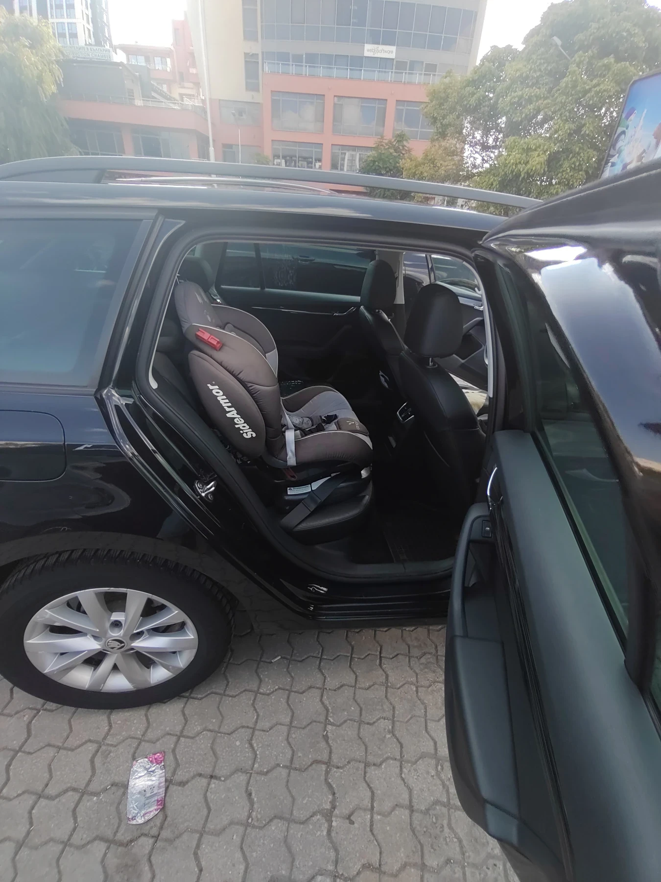 Skoda Octavia 1.6 - изображение 6