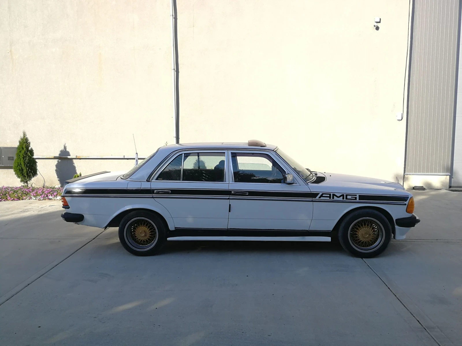 Mercedes-Benz 123  - изображение 5