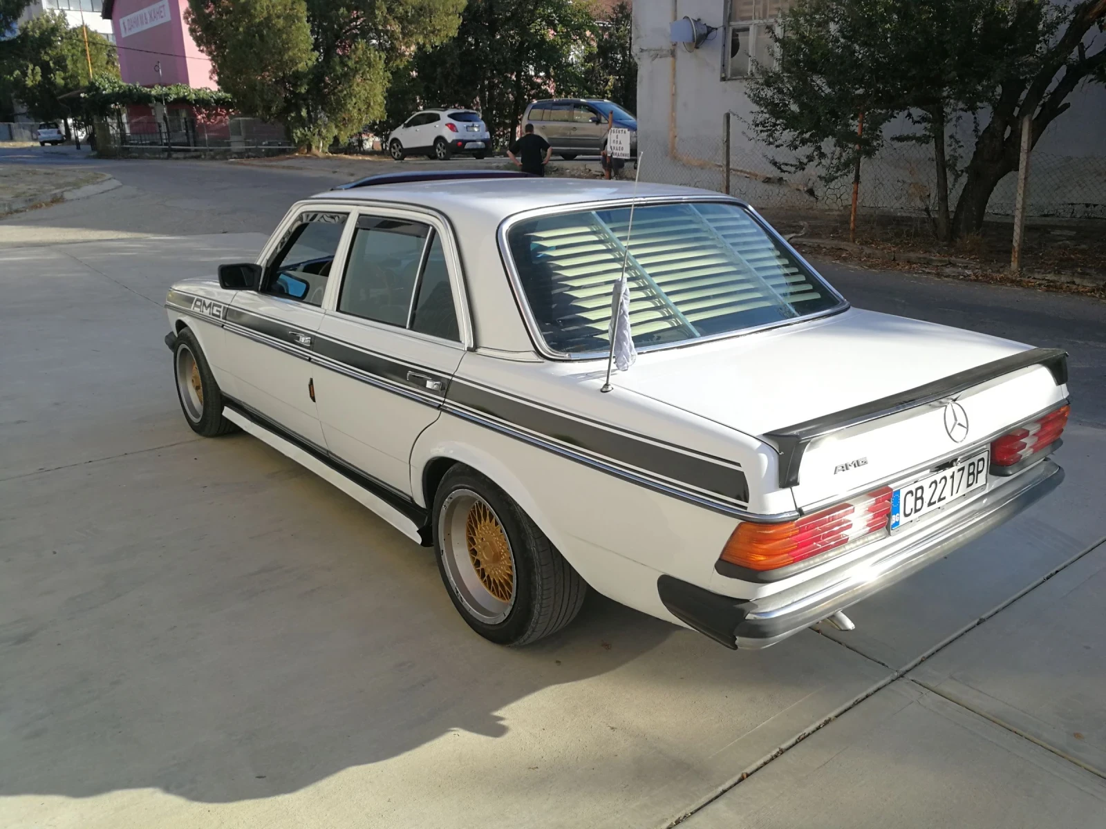 Mercedes-Benz 123 | Mobile.bg � ����������� 11