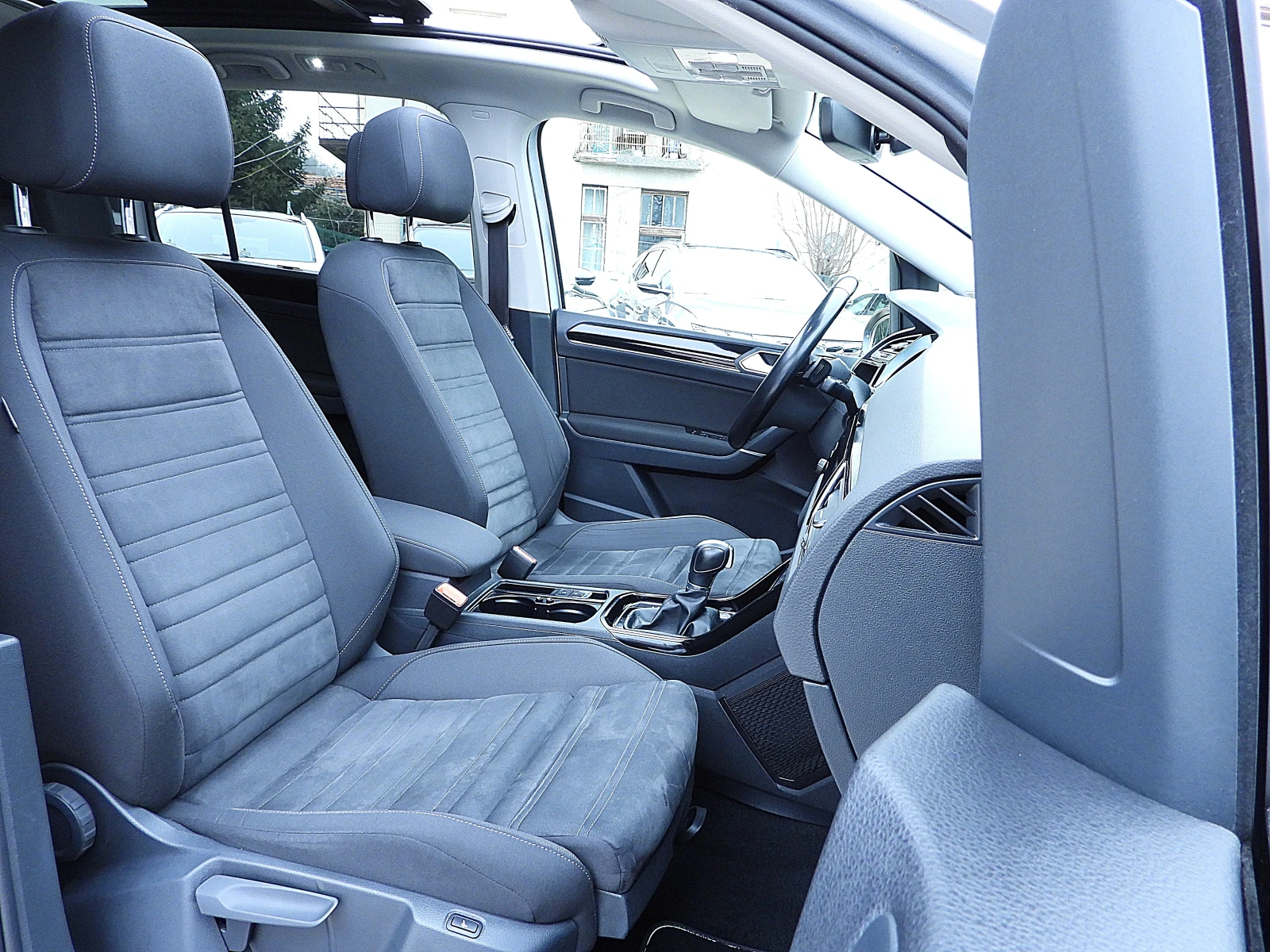 VW Touran 2.0���������-190�.���������/����/LANE ASSIST/BLISS | Mobile.bg � ����������� 14