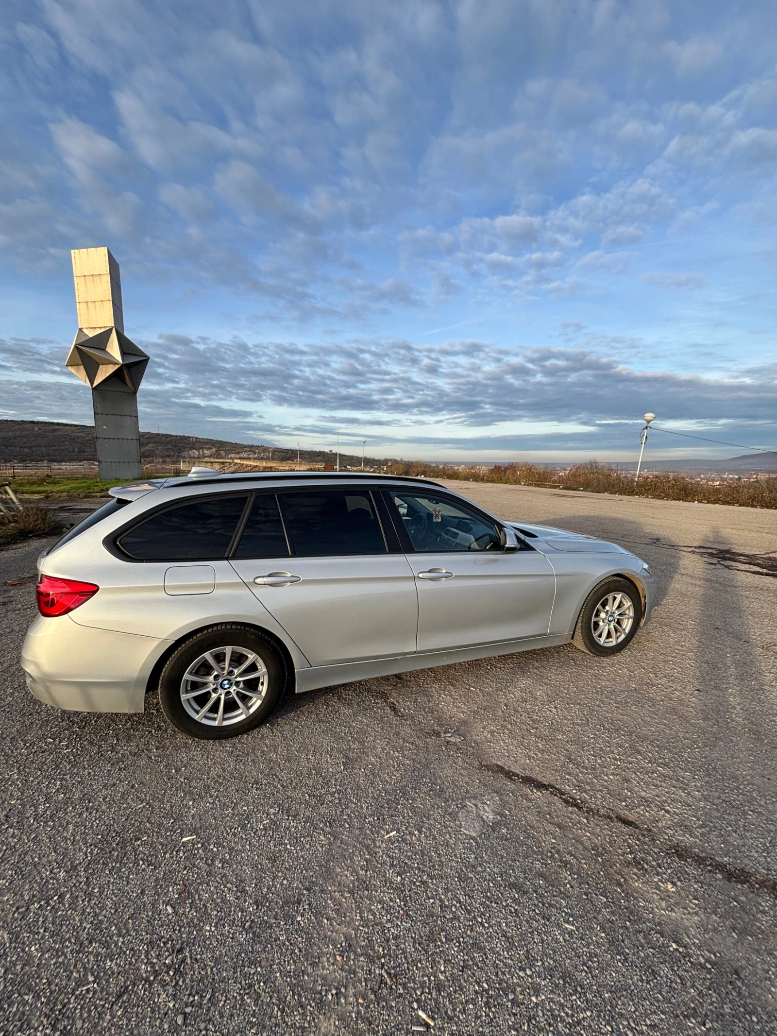 BMW 320, снимка 3 - Автомобили и джипове - 53725092