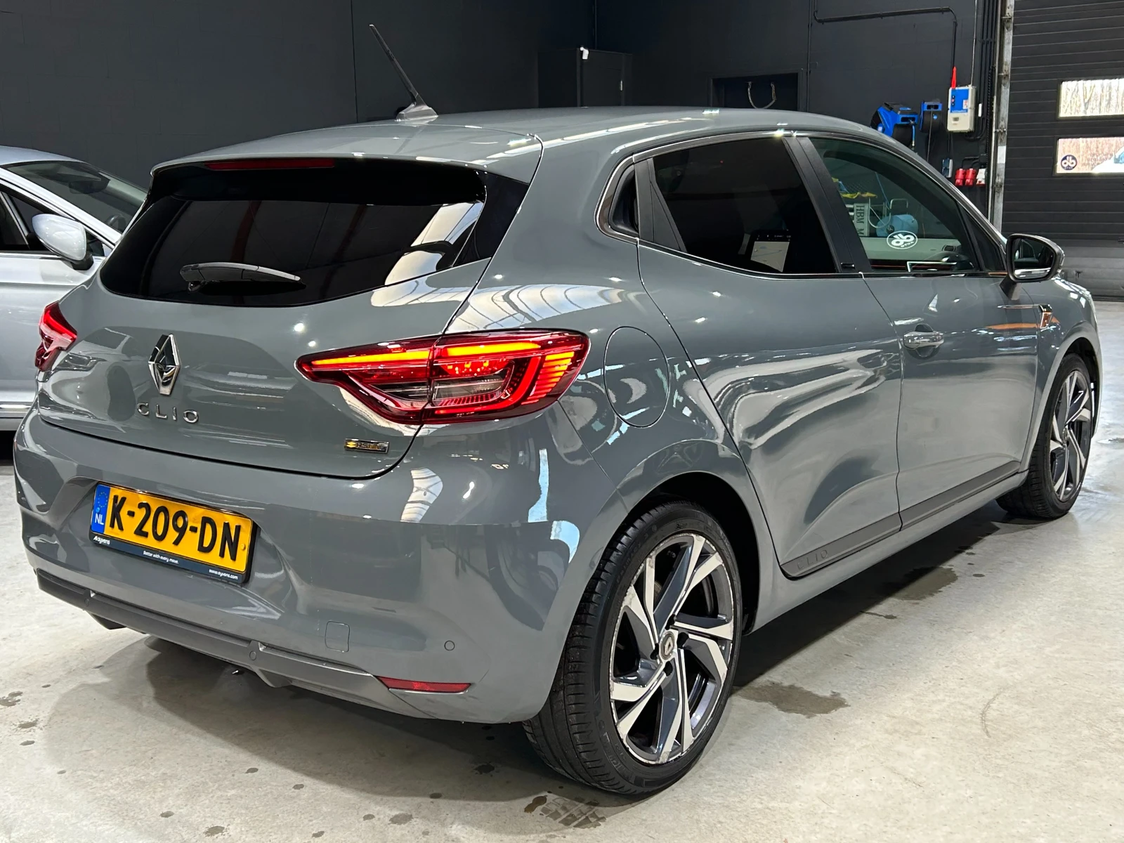 Renault Clio 1.6 RS Line, снимка 3 - Автомобили и джипове - 54121254