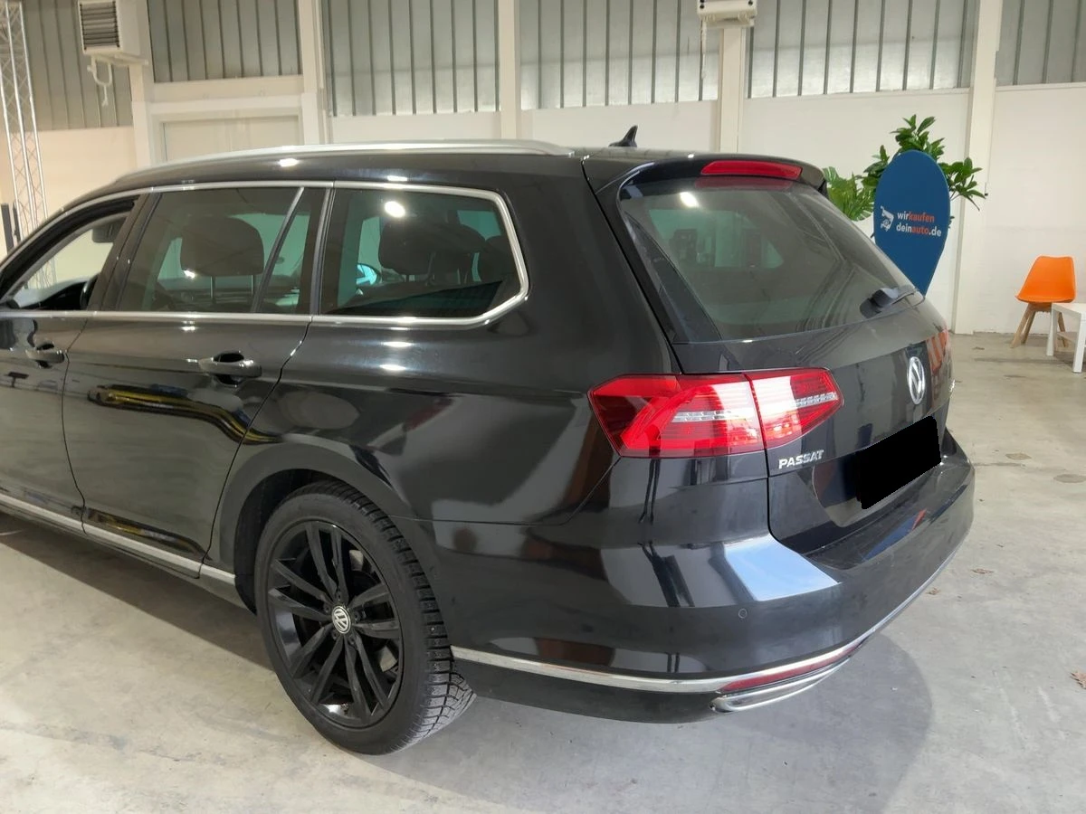 VW Passat 2.0TDI* 4х4* Highline* Dynaudio* DCC* Панорама, снимка 6 - Автомобили и джипове - 54190444