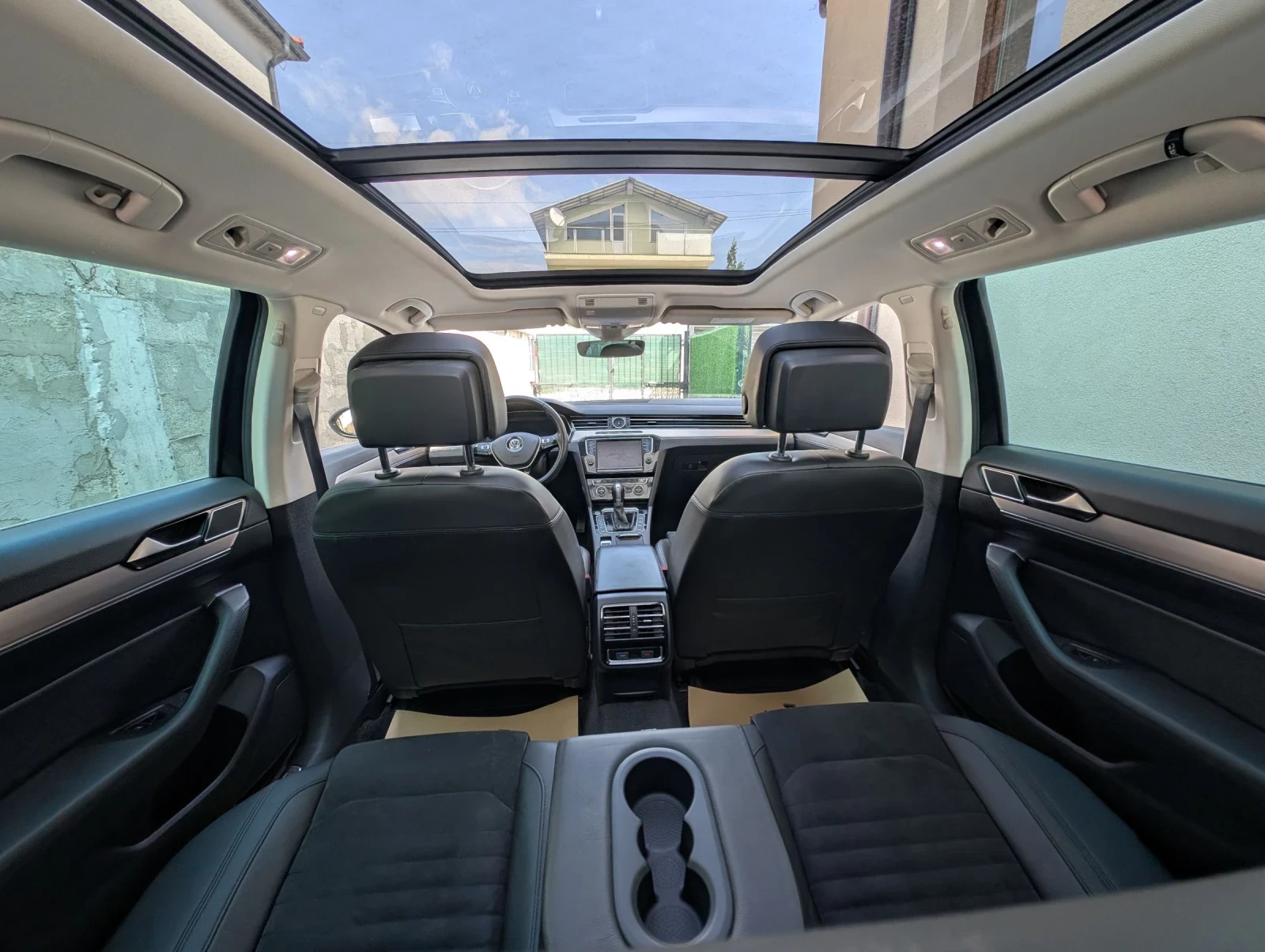 VW Passat 2.0TDI* 4�4* Highline* Dynaudio* DCC* �������� | Mobile.bg � ����������� 9