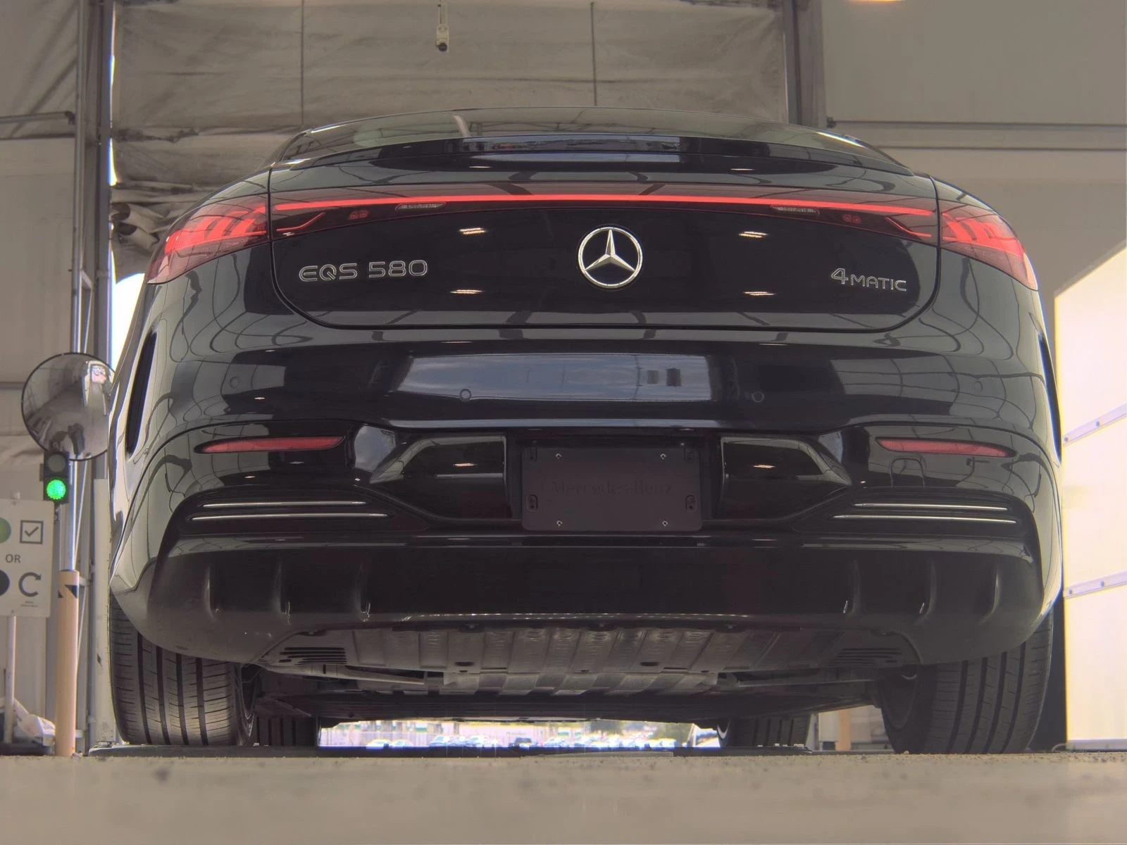 Mercedes-Benz EQS 580 AMG-pkg* Hyperscreen* Massage* Burmester* Full, снимка 6 - Автомобили и джипове - 54193417