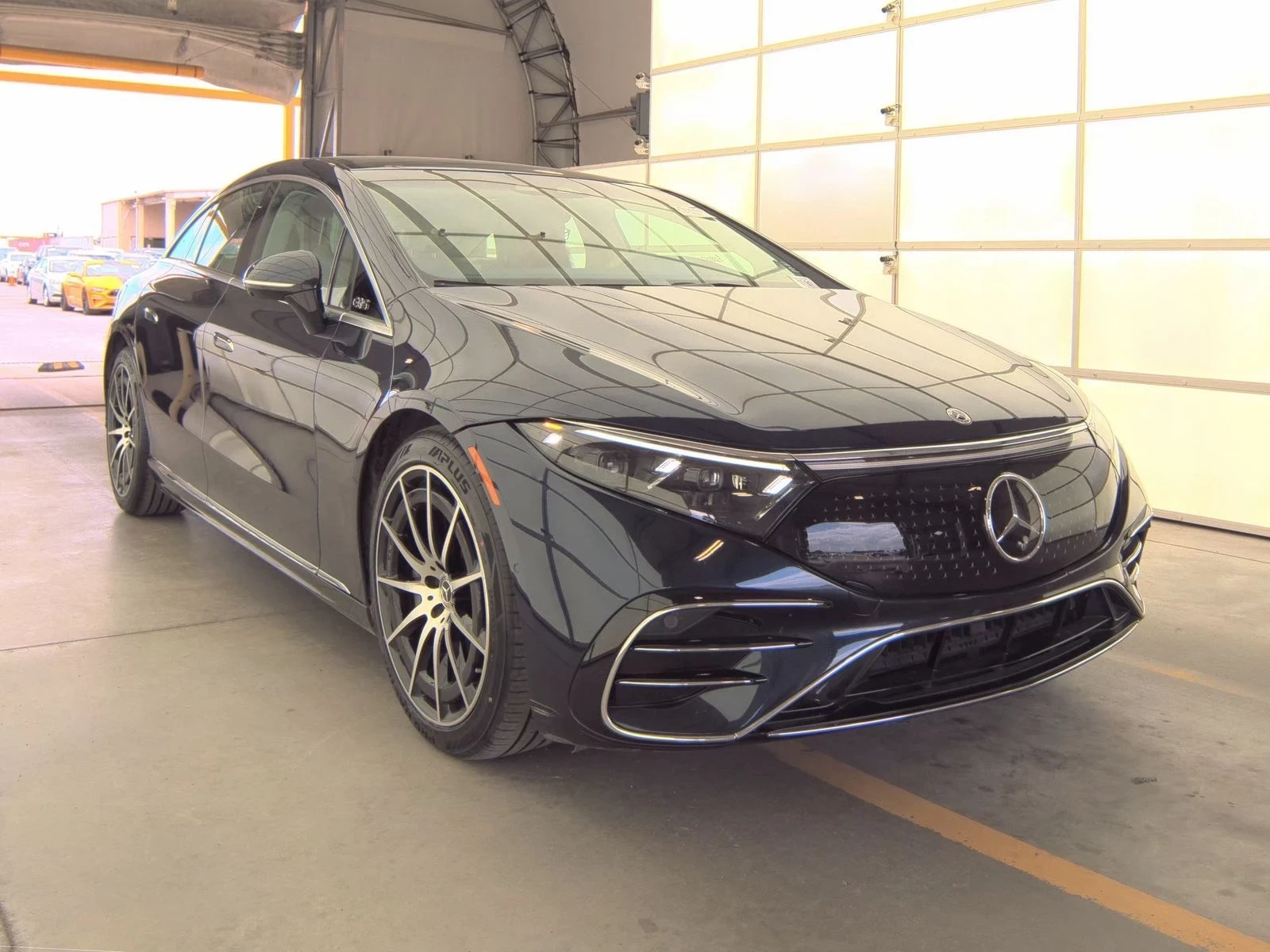 Mercedes-Benz EQS 580 AMG-pkg* Hyperscreen* Massage* Burmester* Full, снимка 3 - Автомобили и джипове - 54193417