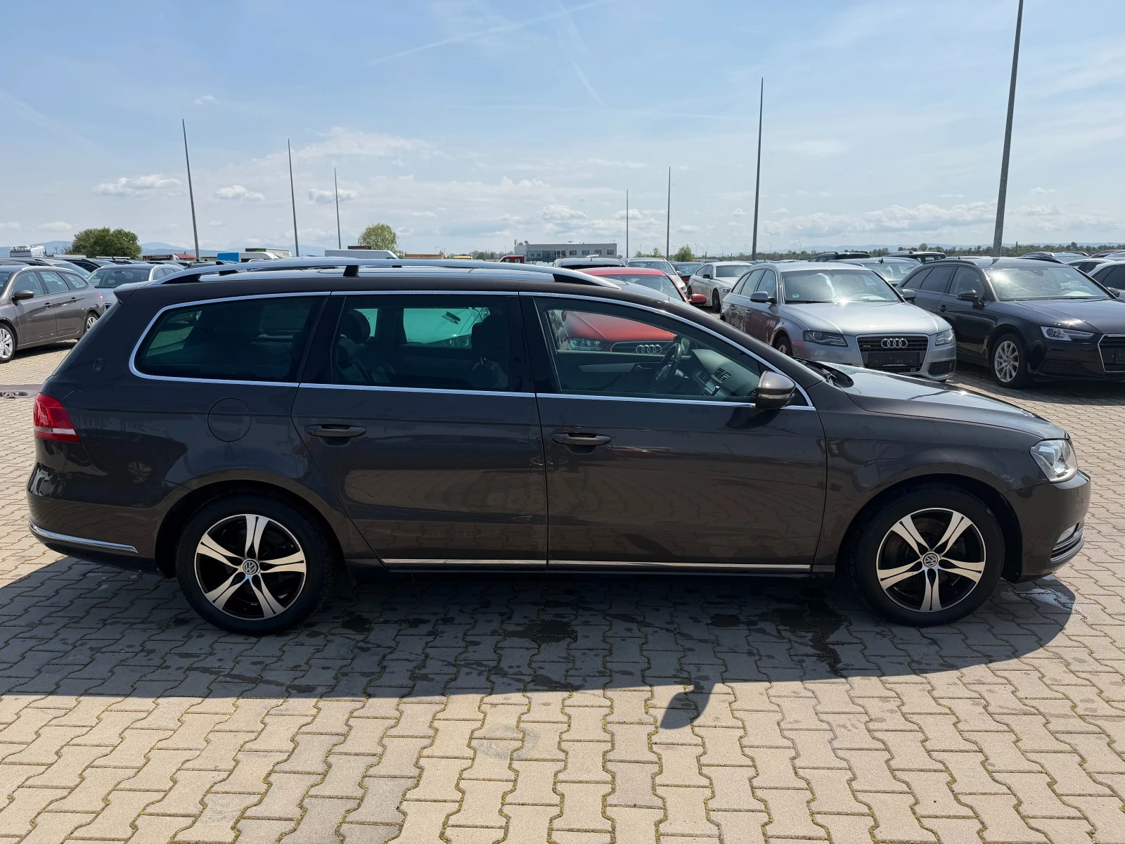 VW Passat 2.0TDI 4MOTION KOJA/NAVI/PANORAMA EURO 5, снимка 5 - Автомобили и джипове - 54355380