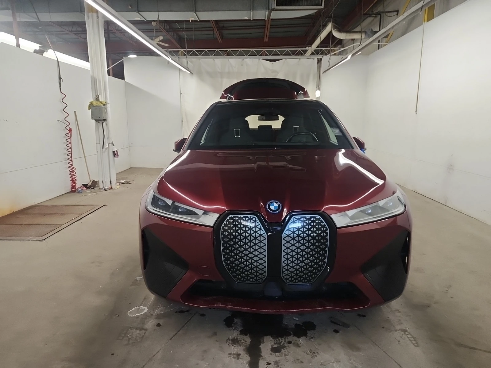 BMW iX xDrive50, снимка 14 - Автомобили и джипове - 54493005