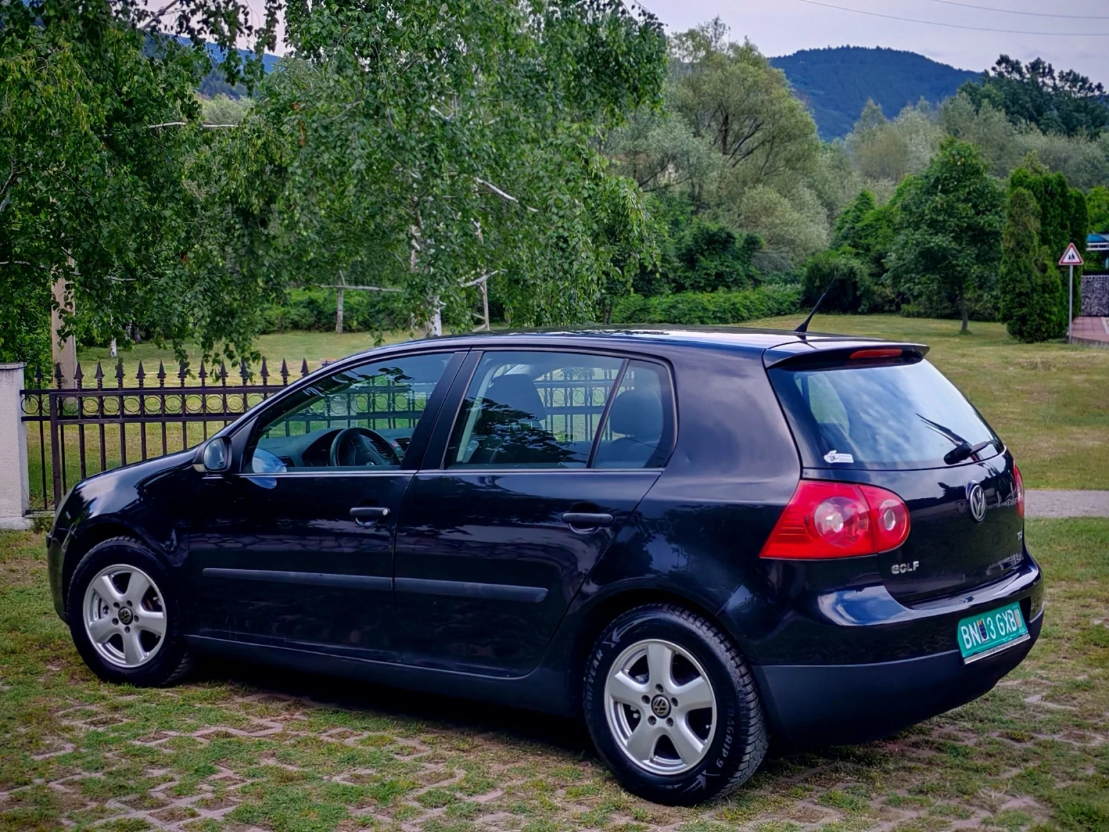 VW Golf 1.9TDI(105)* 6-СКОРОСТИ* FACELIFT* ANDROID* , снимка 4 - Автомобили и джипове - 54873748