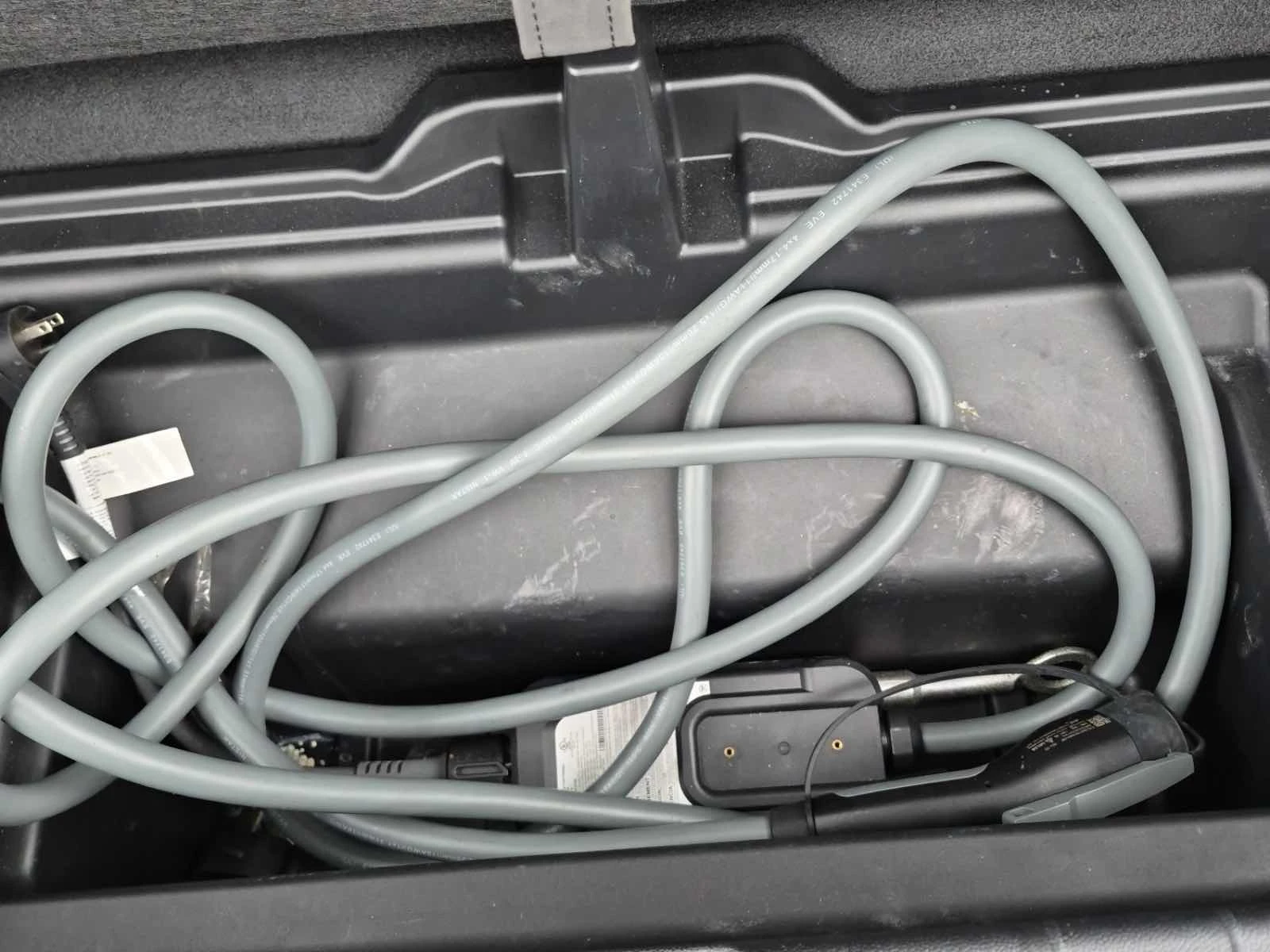 BMW iX 40 xDrive Нова Батерия, снимка 13 - Автомобили и джипове - 54877867