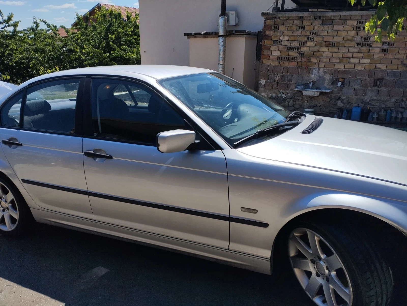 BMW 320, снимка 2 - Автомобили и джипове - 55974146