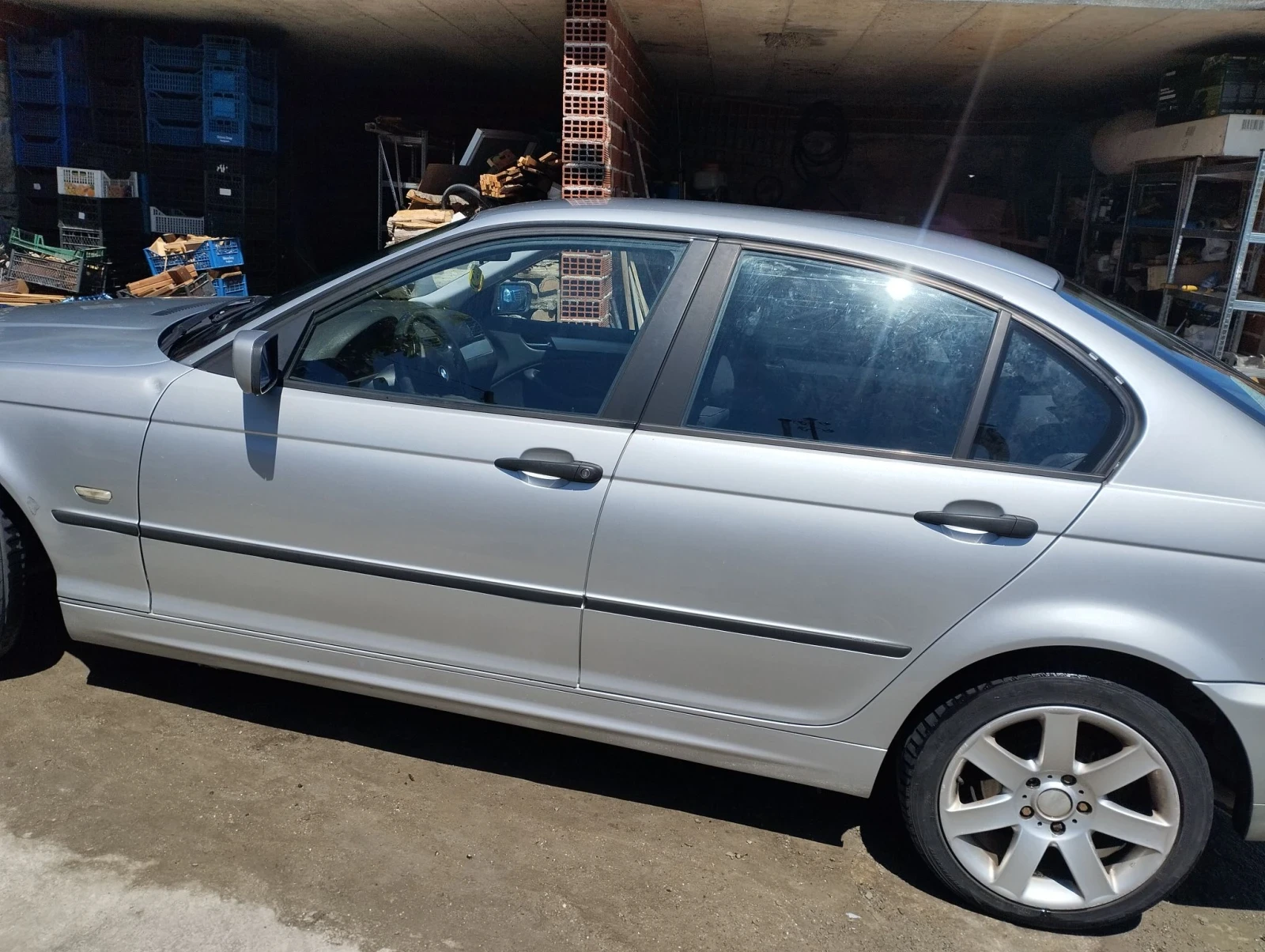 BMW 320, снимка 4 - Автомобили и джипове - 55974146