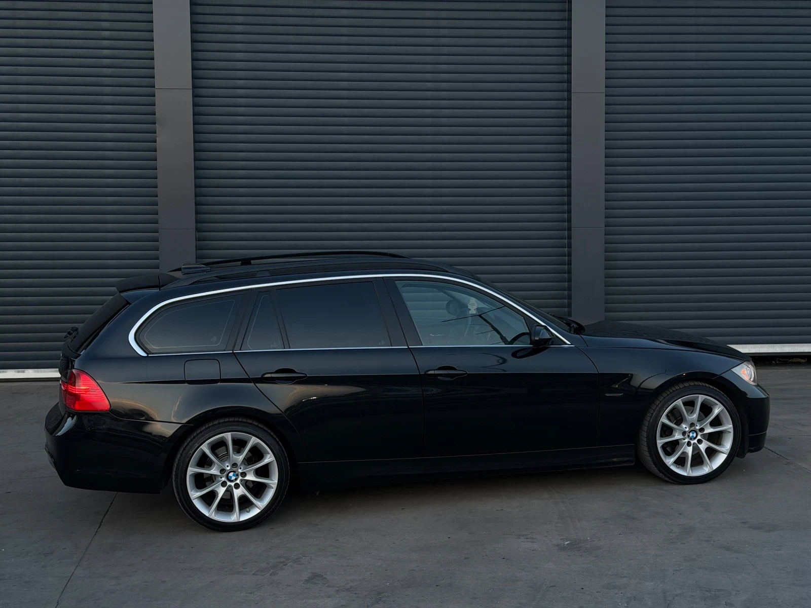 BMW 325 3.0i, снимка 4 - Автомобили и джипове - 55879195