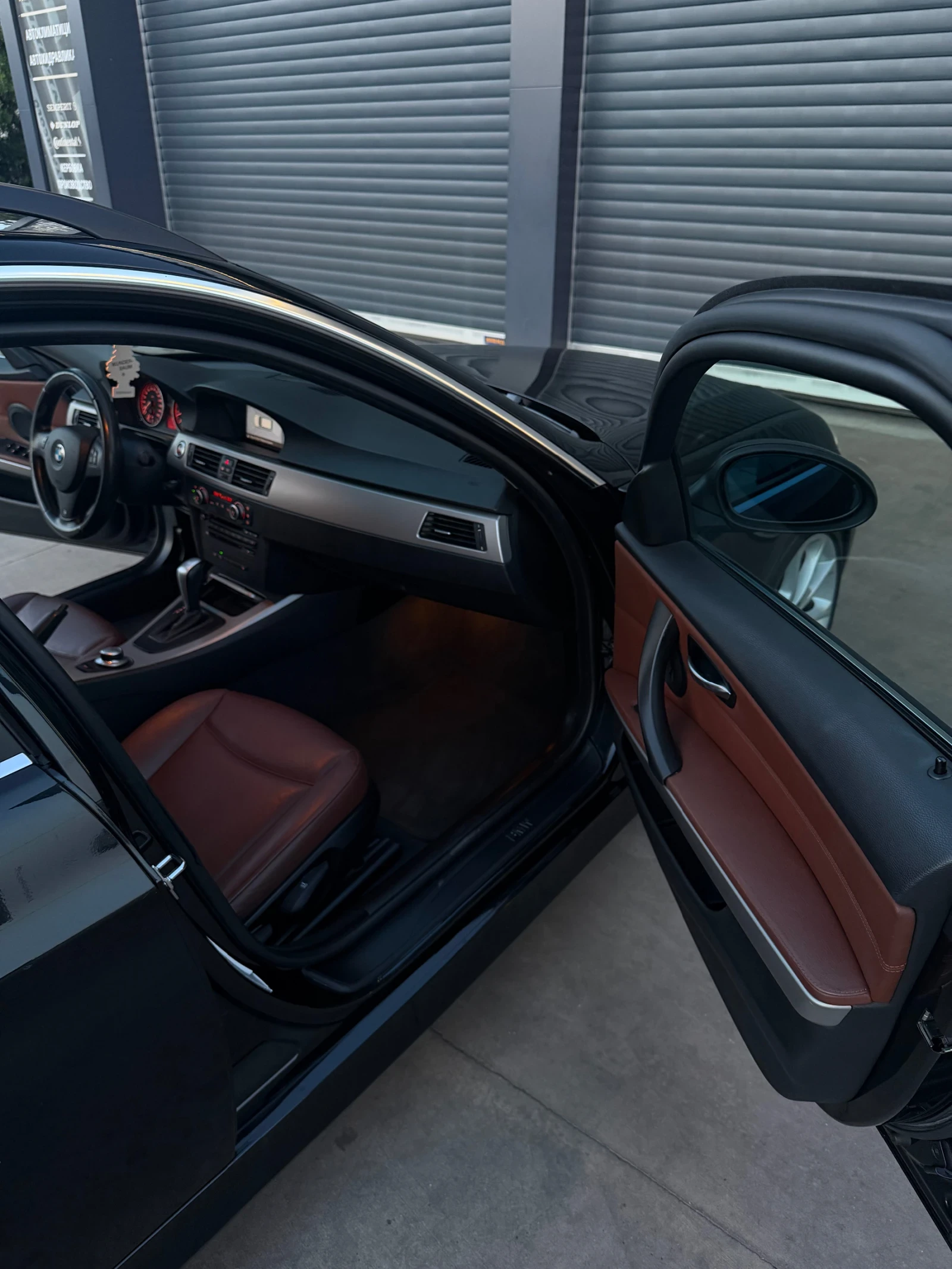 BMW 325 3.0i, снимка 6 - Автомобили и джипове - 55879195