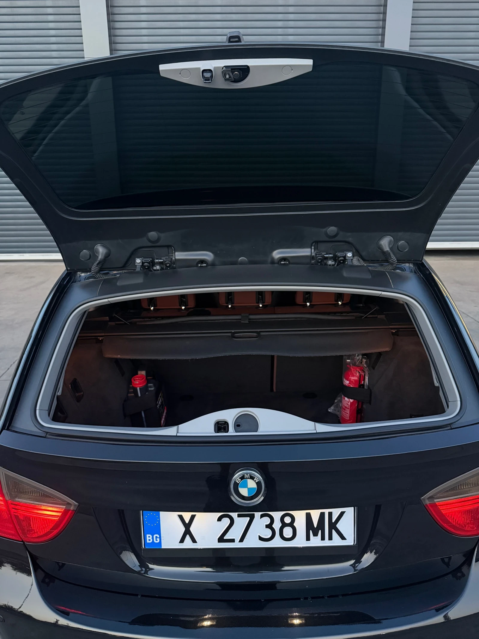 BMW 325 3.0i, снимка 12 - Автомобили и джипове - 55879195