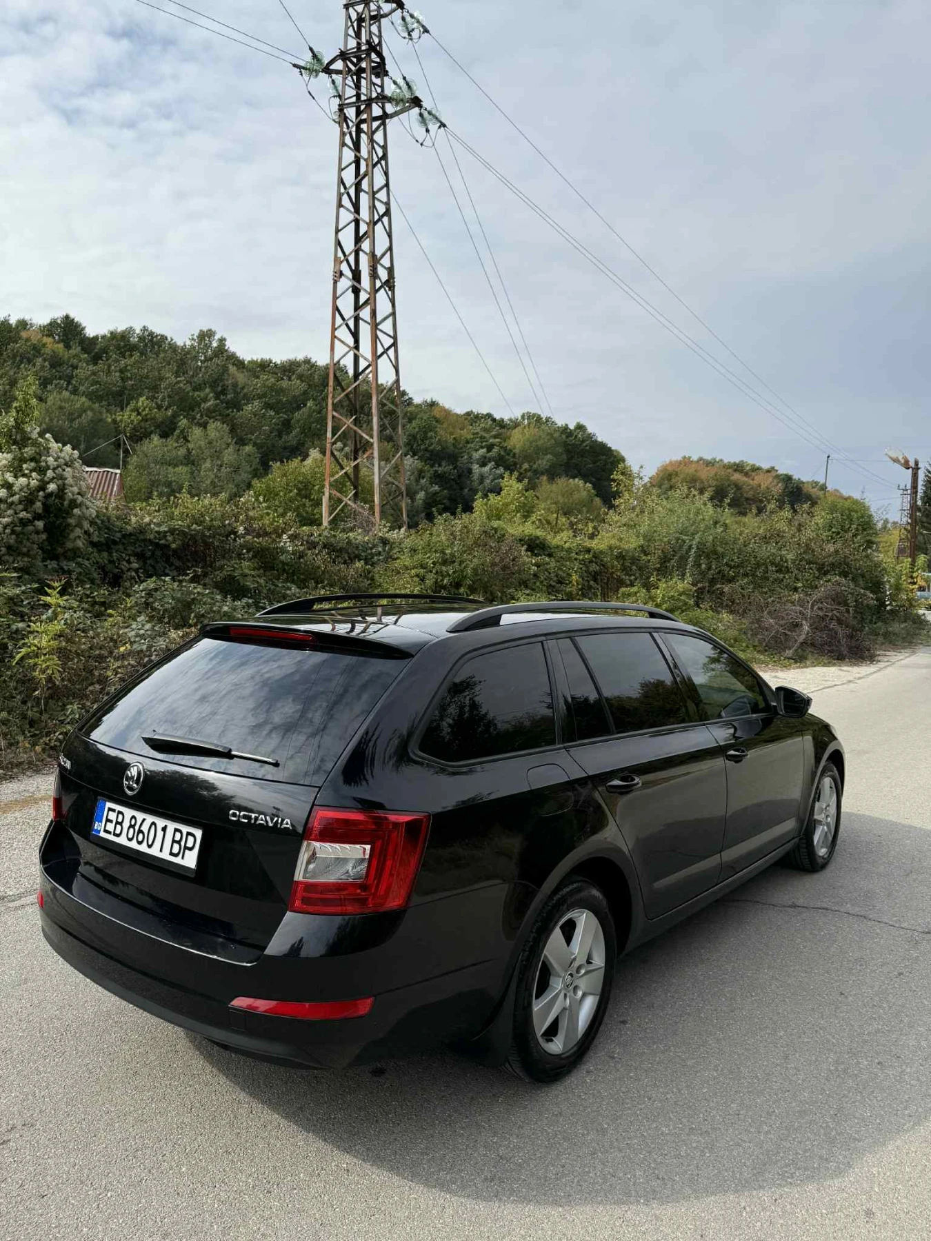 Skoda Octavia 1.6, снимка 2 - Автомобили и джипове - 56535500