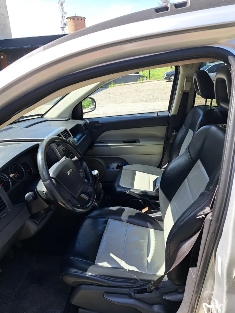 Jeep Compass Limited, снимка 9 - Автомобили и джипове - 52113767