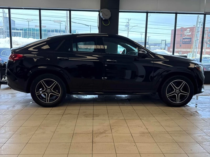 Mercedes-Benz GLE 450  / AMG PKG / DISTRONIC / CARFAX, снимка 4 - Автомобили и джипове - 53418603