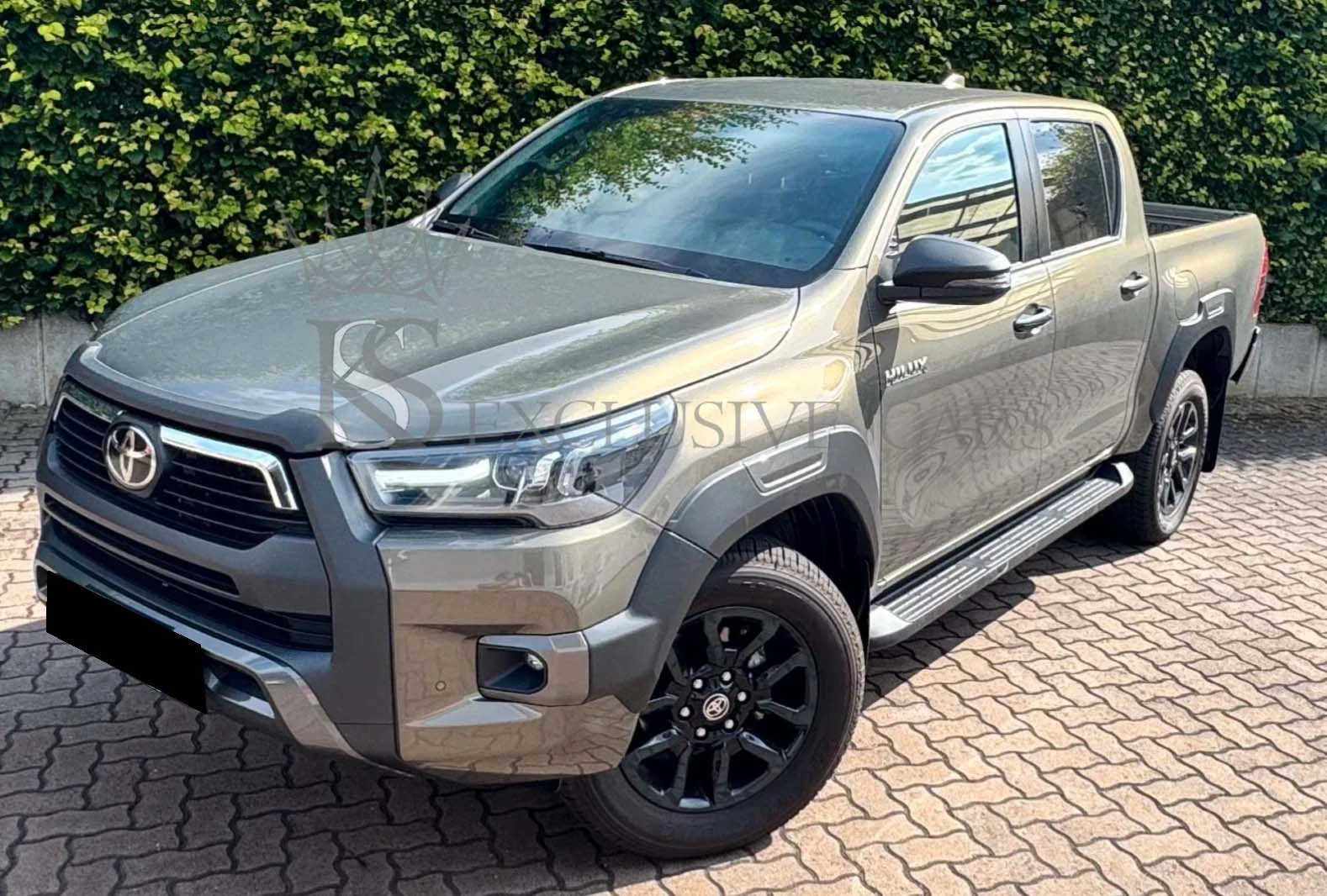 Toyota Hilux 2.4 D* DOUBLE CABIN* INVINCIBLE* 4x4* , снимка 1