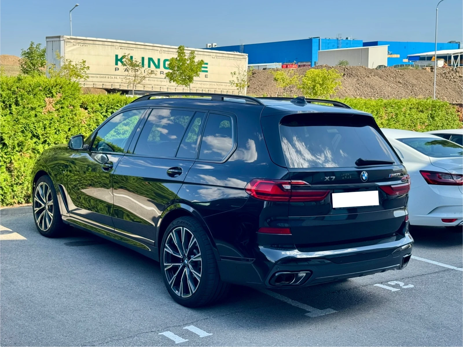 BMW X7 M50i Individual - изображение 4