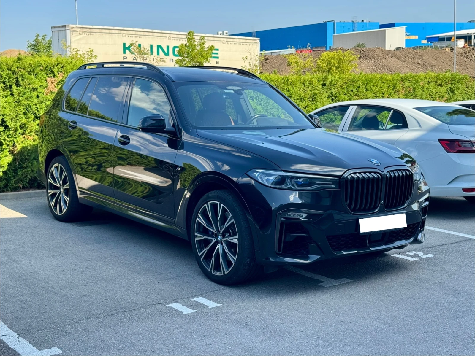 BMW X7 M50i Individual - изображение 3